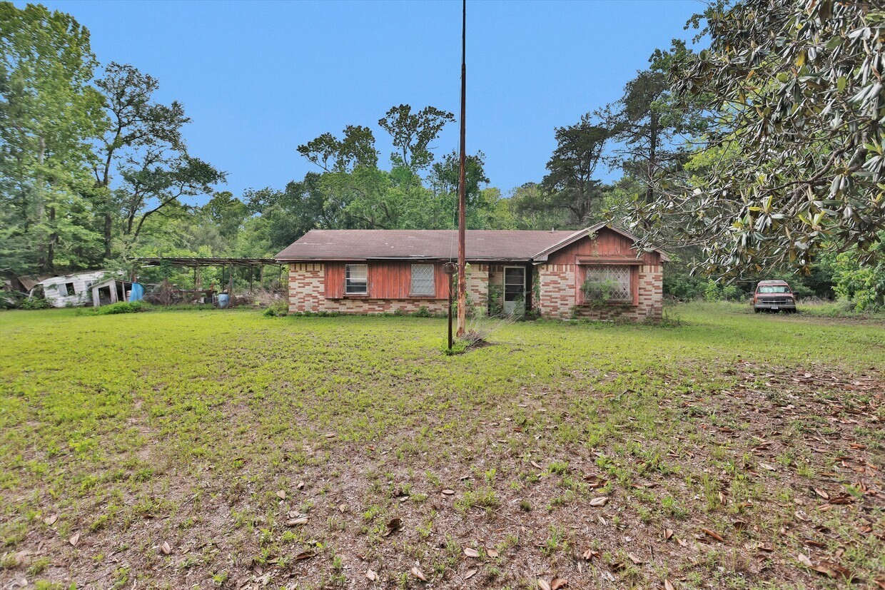 15635 Hwy 105 Road Conroe, TX 77306 - Photo 19 of 22
