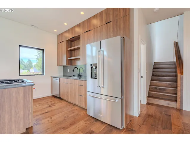 $699,000 | 11903 Northeast 57th Court, Vancouver, WA 98686