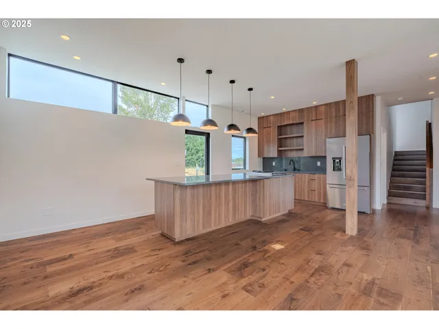 $699,000 | 11903 Northeast 57th Court, Vancouver, WA 98686