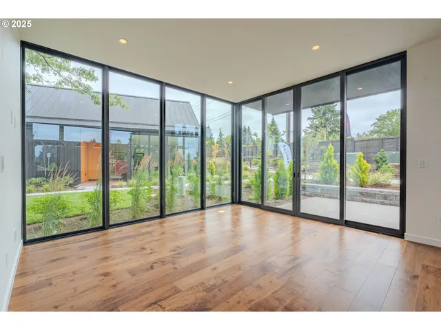 $699,000 | 11903 Northeast 57th Court, Vancouver, WA 98686