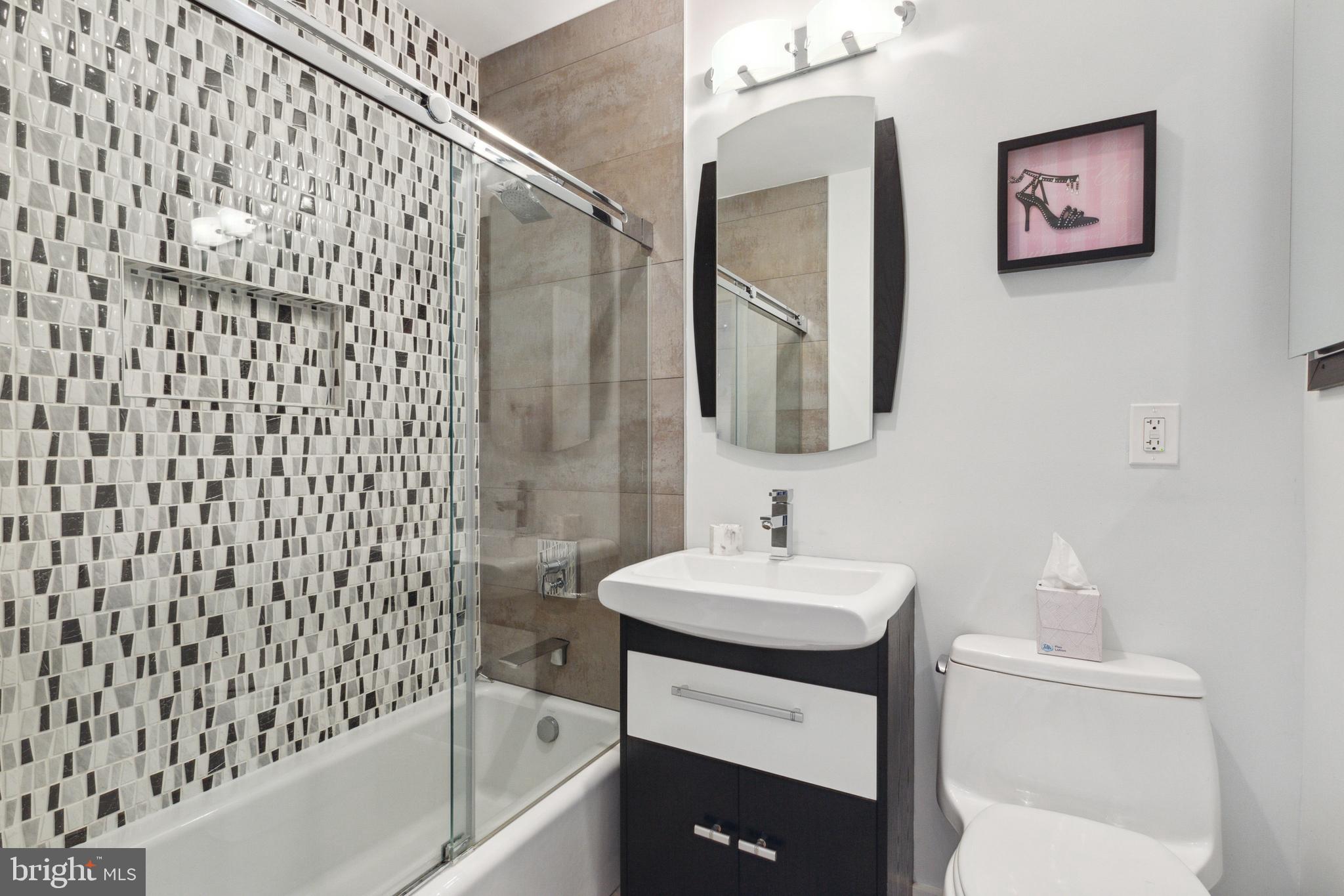 309 N Street Southwest Washington, DC 20024 - Photo 18 of 31