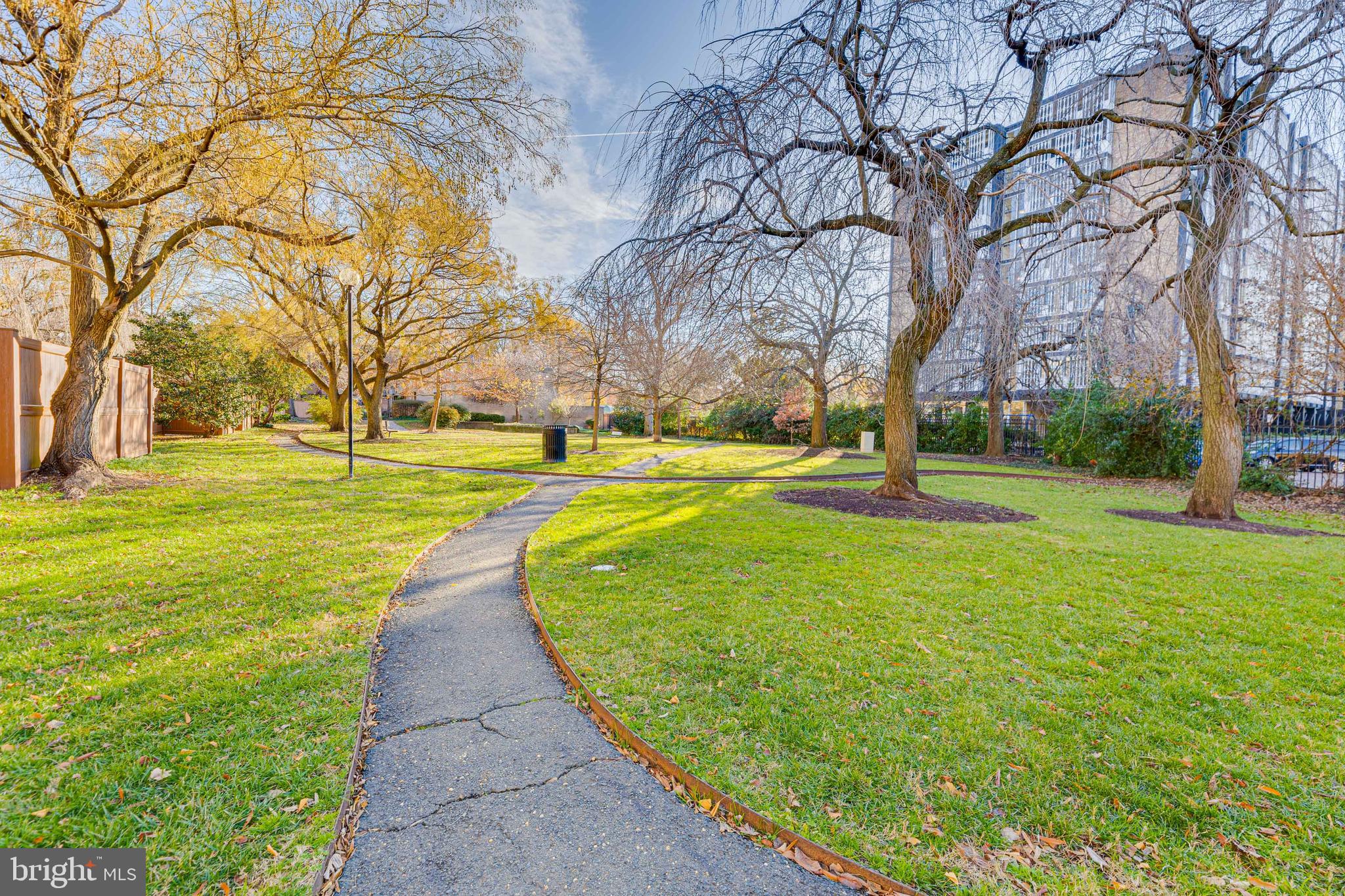 309 N Street Southwest Washington, DC 20024 - Photo 26 of 31