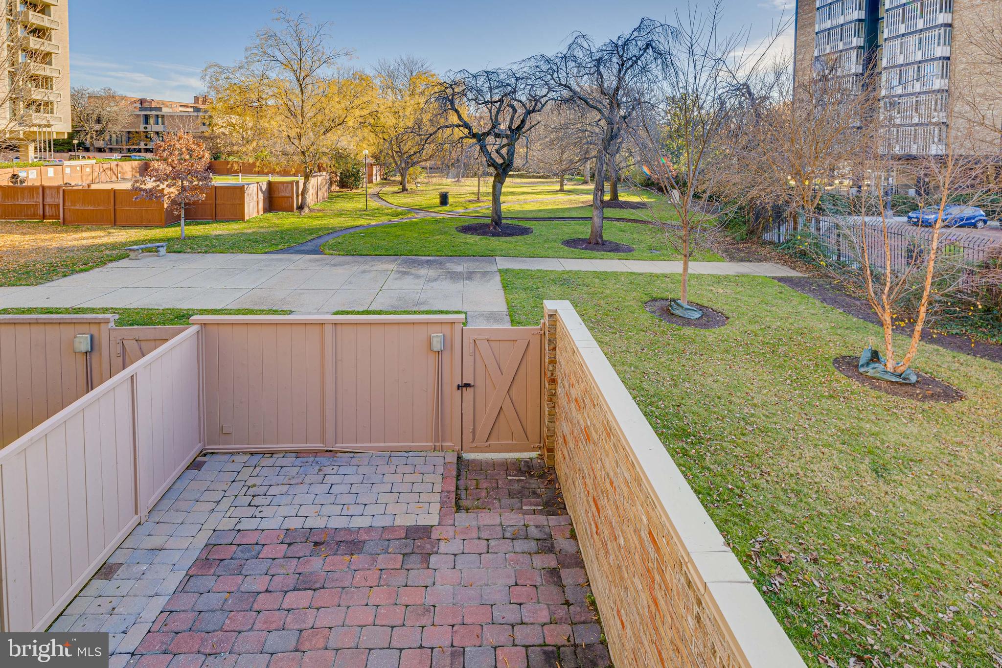 309 N Street Southwest Washington, DC 20024 - Photo 28 of 31