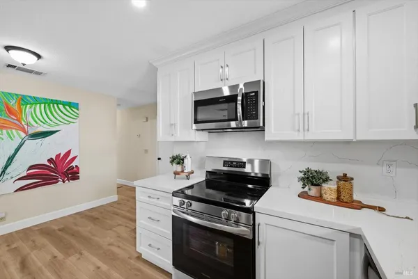 $599,999 | 427 Temple Drive, Vacaville, CA 95687