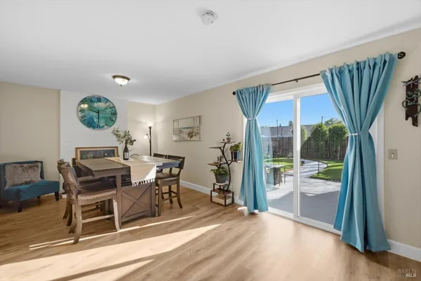 $599,999 | 427 Temple Drive, Vacaville, CA 95687