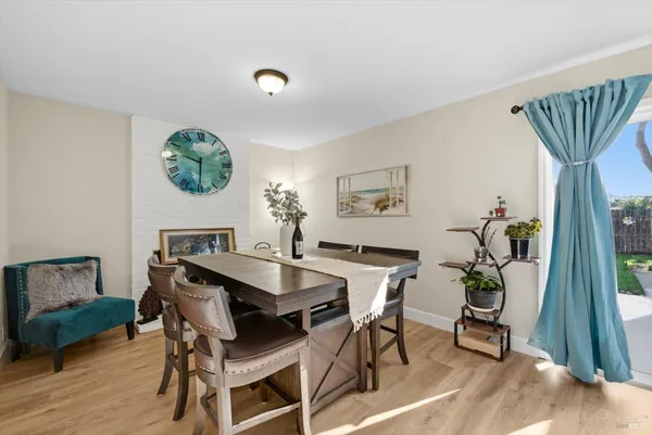 $599,999 | 427 Temple Drive, Vacaville, CA 95687