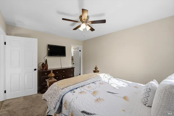 $599,999 | 427 Temple Drive, Vacaville, CA 95687