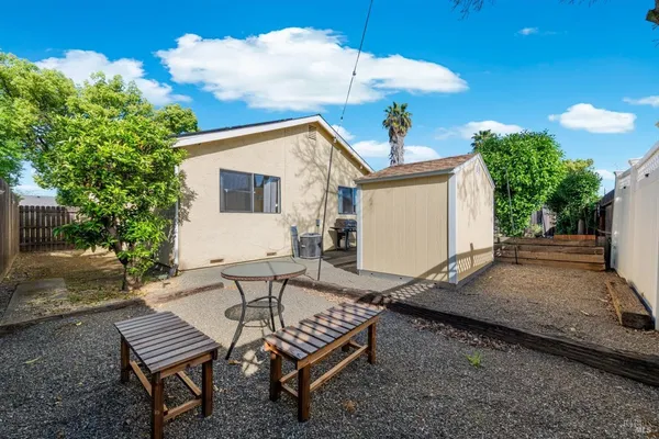 $599,999 | 427 Temple Drive, Vacaville, CA 95687