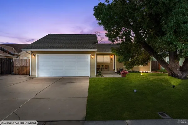 $599,999 | 427 Temple Drive, Vacaville, CA 95687