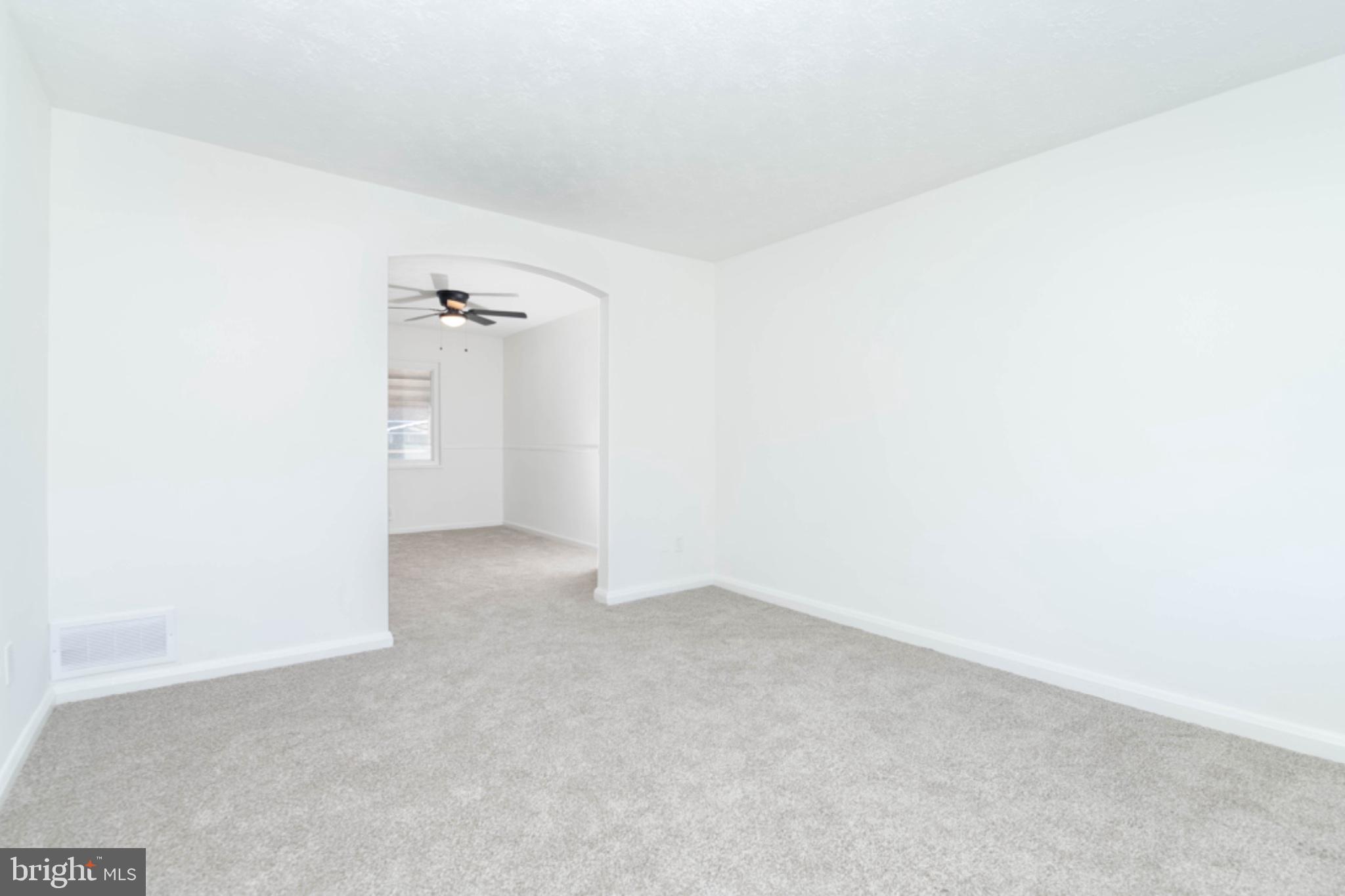 8016 Wallace Road Dundalk, MD 21222 - Photo 8 of 32 Gallery Image 8