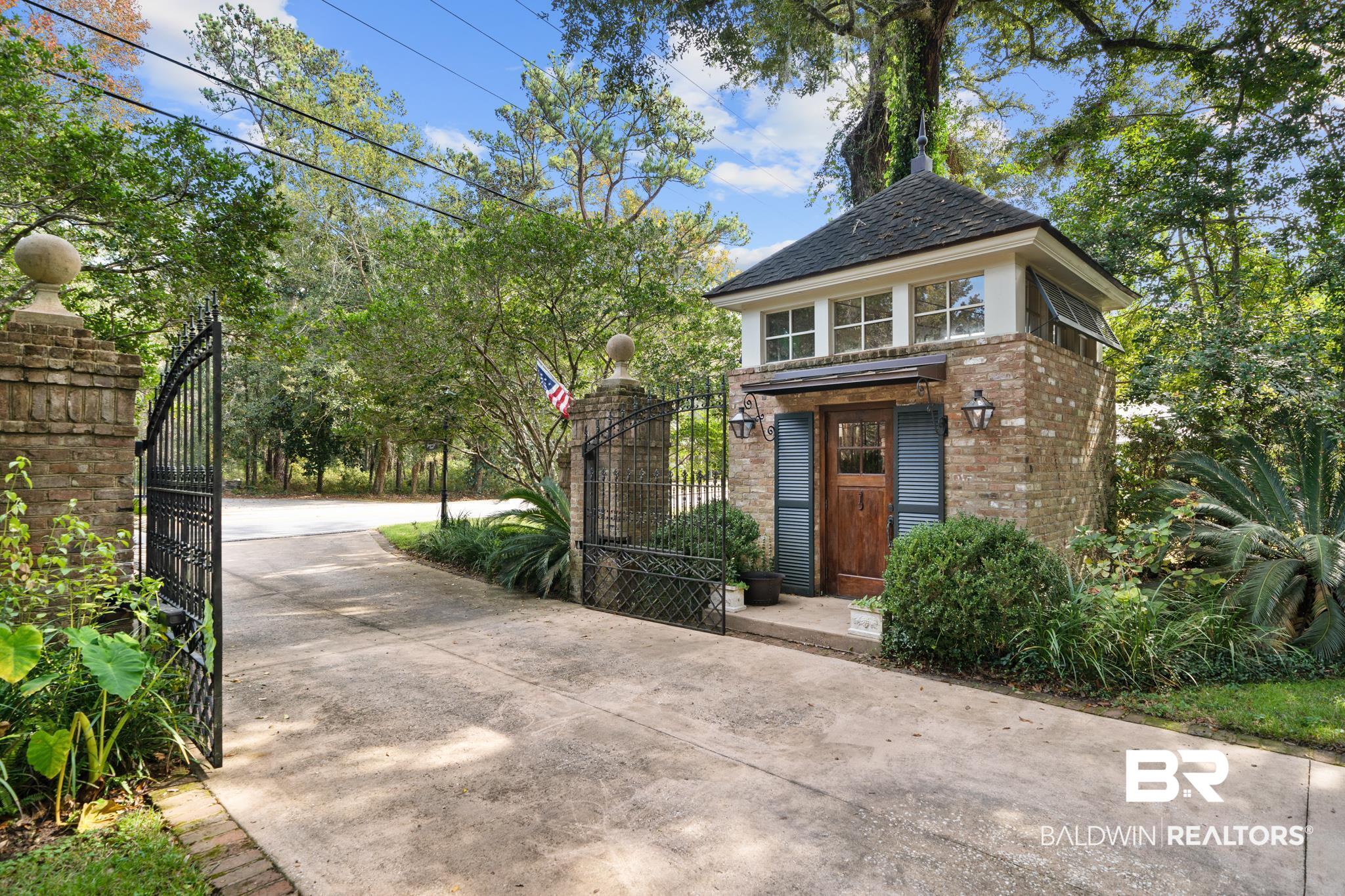 16433 Scenic Highway 98 Fairhope, AL 36532 - Photo 3 of 50