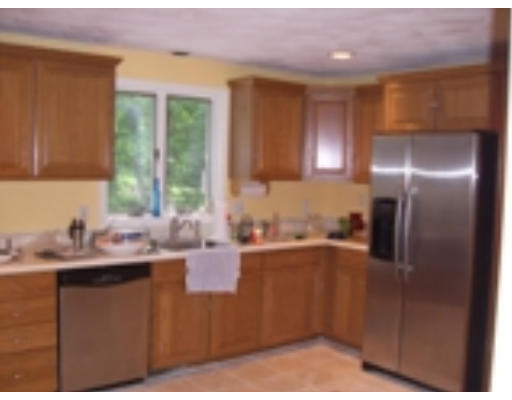 1 Marions Way Georgetown, MA 01833 - Photo 4 of 18 Gallery Image 4