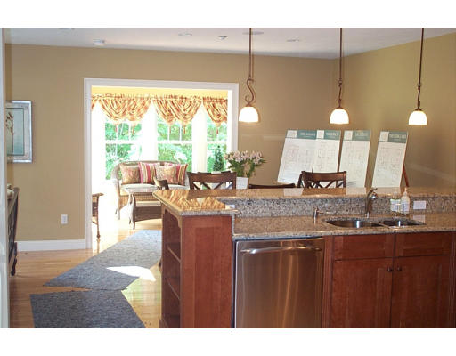 6 Old County Road, Unit 9 Sudbury, MA 01776 - Photo 8 of 13 Gallery Image 8