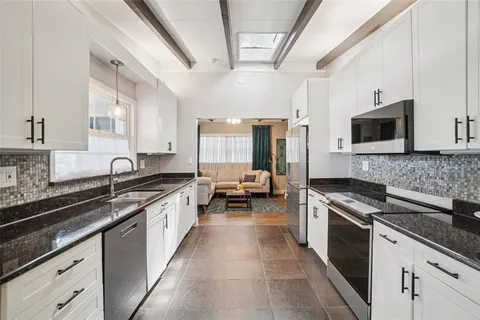 $675,000 | 3218 West Oakellar Avenue, Tampa, FL 33611
