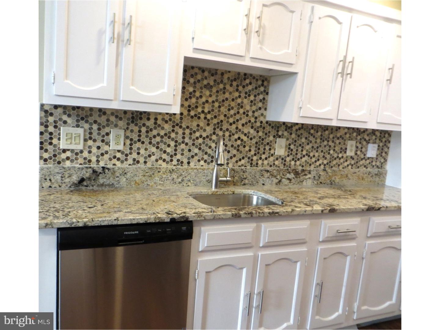216 Branch Road, Unit A Monroe Township, NJ 08831 - Photo 7 of 25 Kitchen