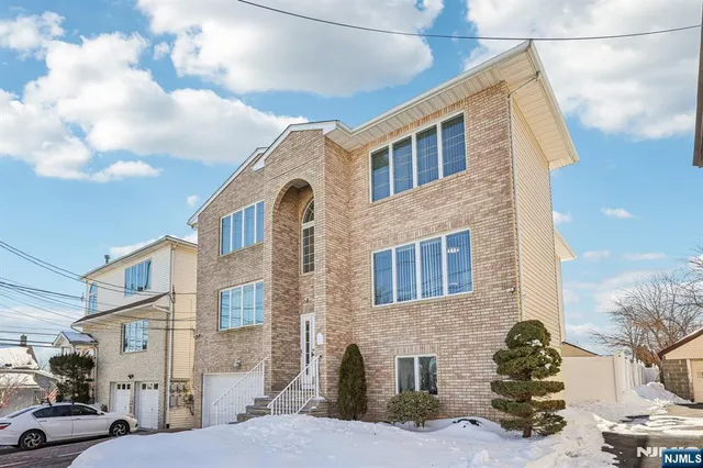 $1,299,999 | 364 Broad Street, Carlstadt, NJ 07072