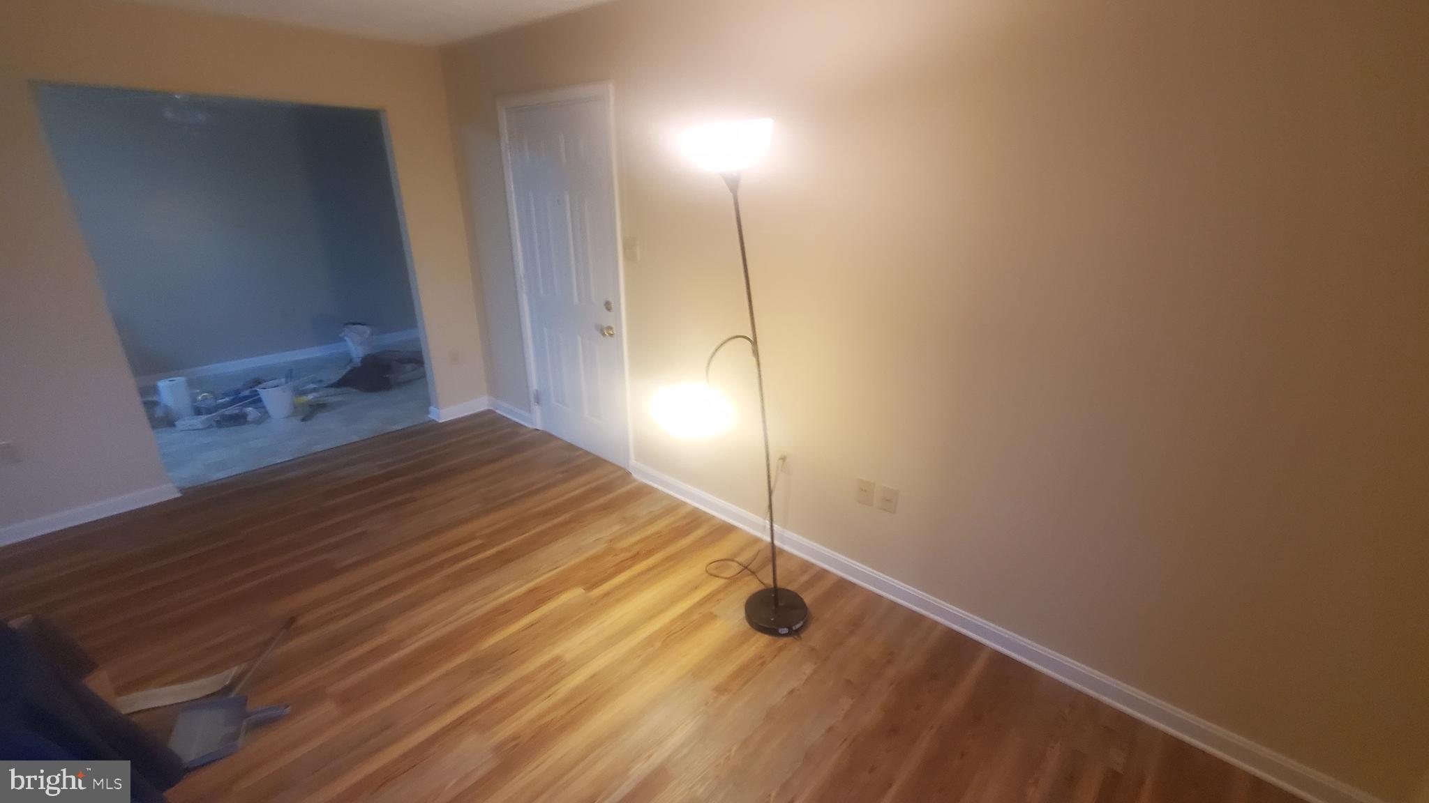 1292 South Ox Road Woodstock, VA 22664 - Photo 23 of 24 Living room