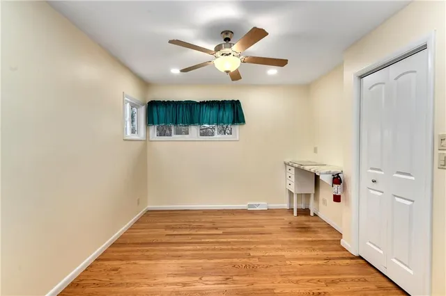 $295,500 | 1809 Grand Avenue, Leavenworth, KS 66048