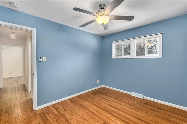 $295,500 | 1809 Grand Avenue, Leavenworth, KS 66048