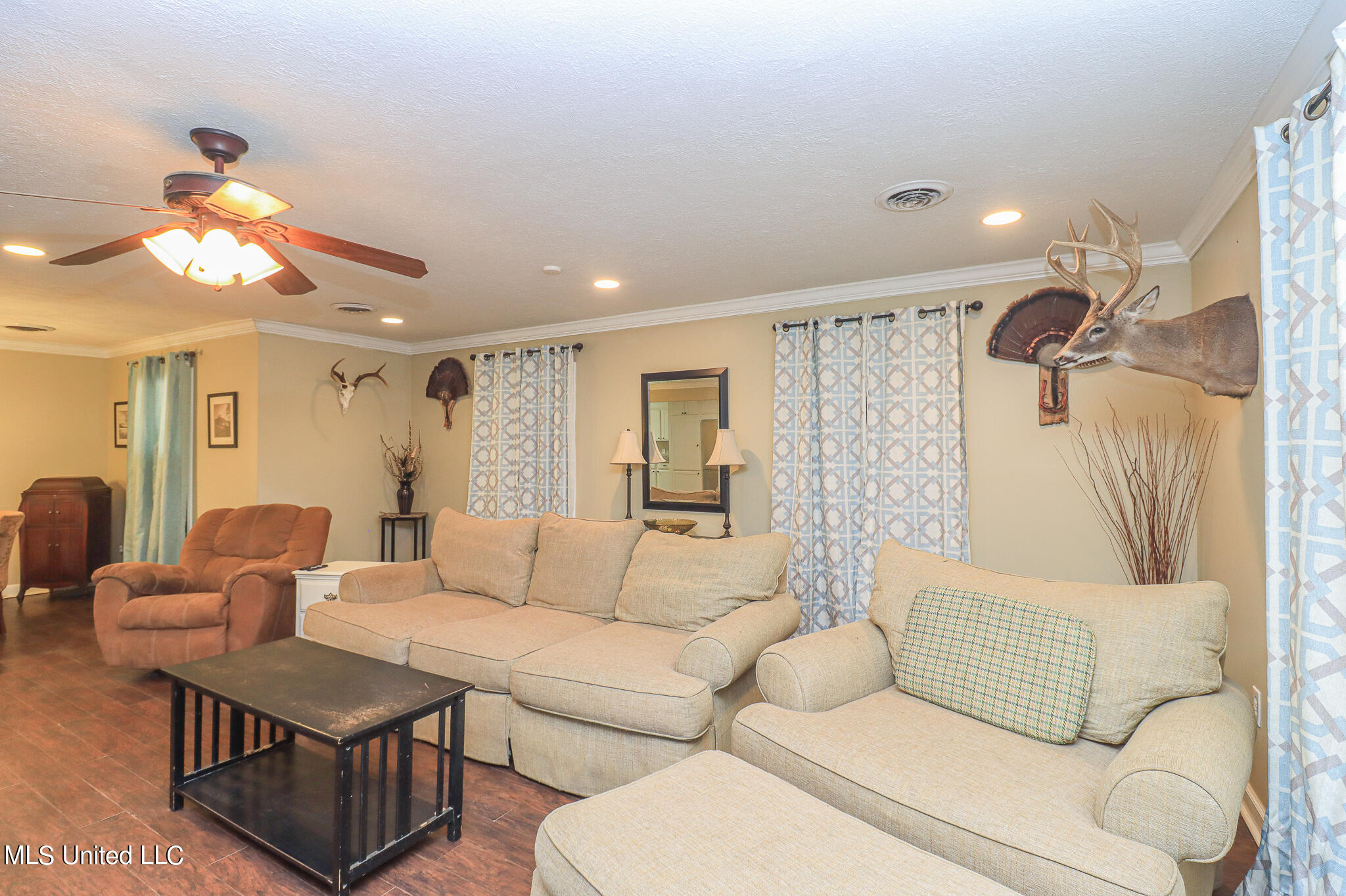 170 Coon Hunters Road Brandon, MS 39042 - Photo 20 of 36 Living Room 3