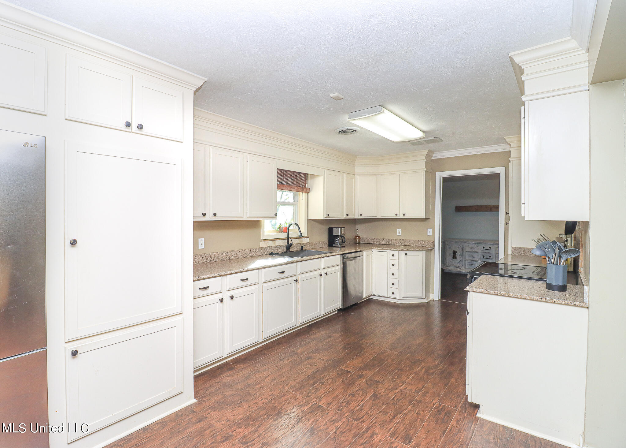 170 Coon Hunters Road Brandon, MS 39042 - Photo 21 of 36 Kitchen 4