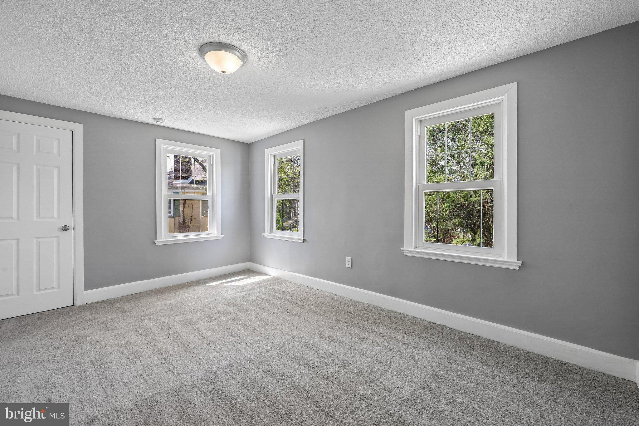2872 Tuckahoe Road Camden, NJ 08104 - Photo 22 of 25 Bright and airy room with natural light.