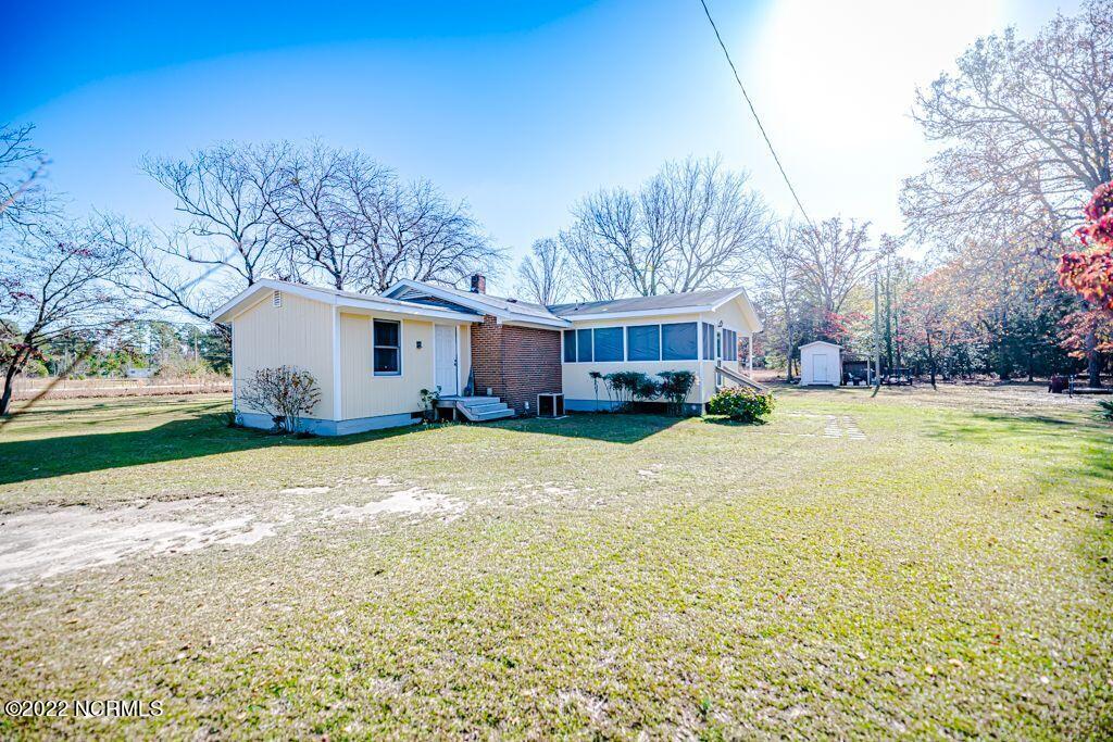432 J Burns Road Vass, NC 28394 - Photo 2 of 36 432 j side2