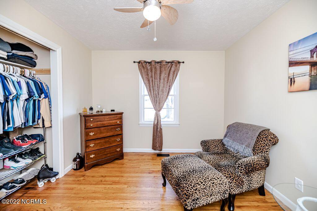 432 J Burns Road Vass, NC 28394 - Photo 28 of 36 432 j bed1