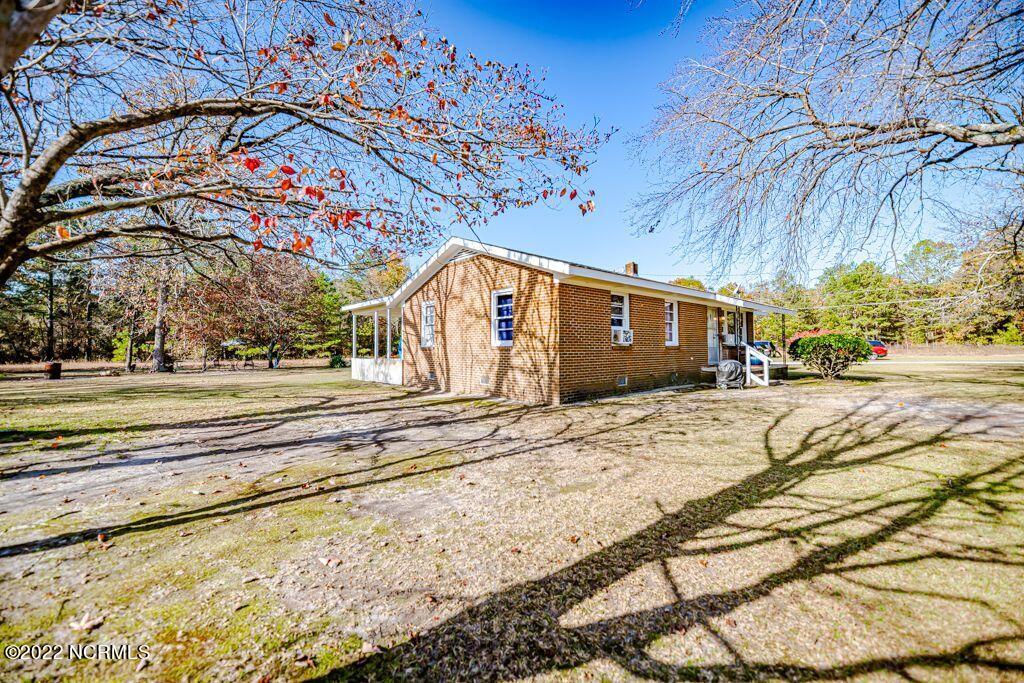 432 J Burns Road Vass, NC 28394 - Photo 3 of 36 432 j side