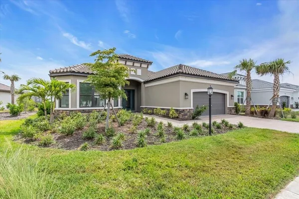 $4,650 | 10176 Silent Night Lane, Sarasota, FL 34241