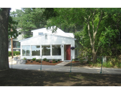 26 Russell Road Chelmsford, MA 01863 - Photo 1 of 6