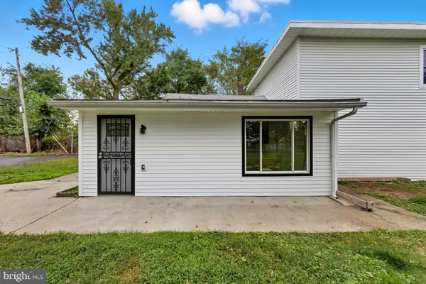 $389,900 | 305 Miller Avenue, Croydon, PA 19021