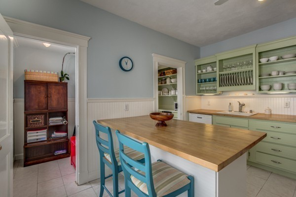 48 Wellington Road Medford, MA 02155 - Photo 15 of 30 Gallery Image 15