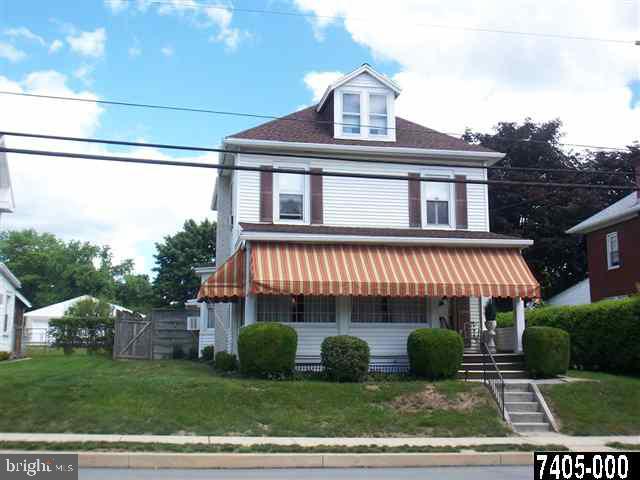 416 Maple Street Manchester, PA 17345 - Photo 1 of 25 Gallery Image 1