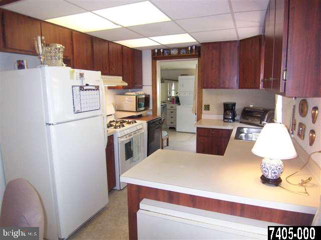 416 Maple Street Manchester, PA 17345 - Photo 12 of 25 Gallery Image 12
