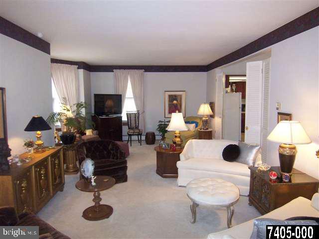 416 Maple Street Manchester, PA 17345 - Photo 9 of 25 Gallery Image 9