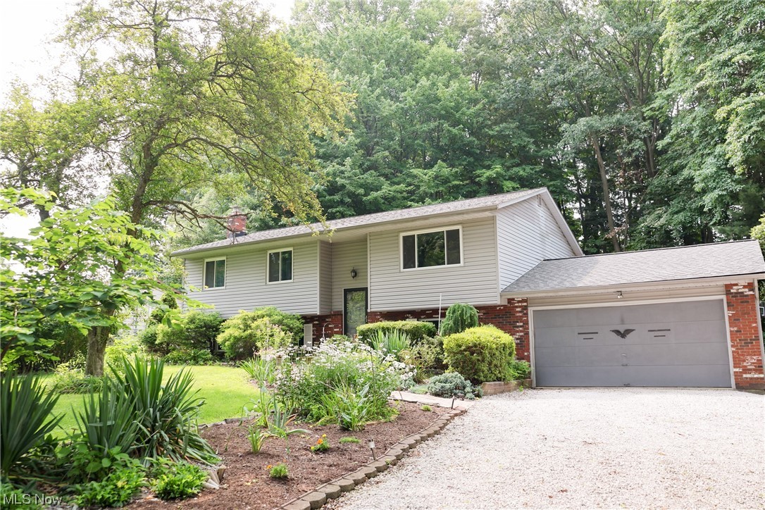 10686 Prouty Road Painesville, OH 44077 - Photo 1 of 27 Front of house