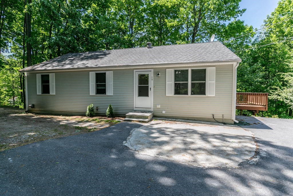 19 Myrtle Street Clinton, MA 01510 - Photo 1 of 33 Gallery Image 1