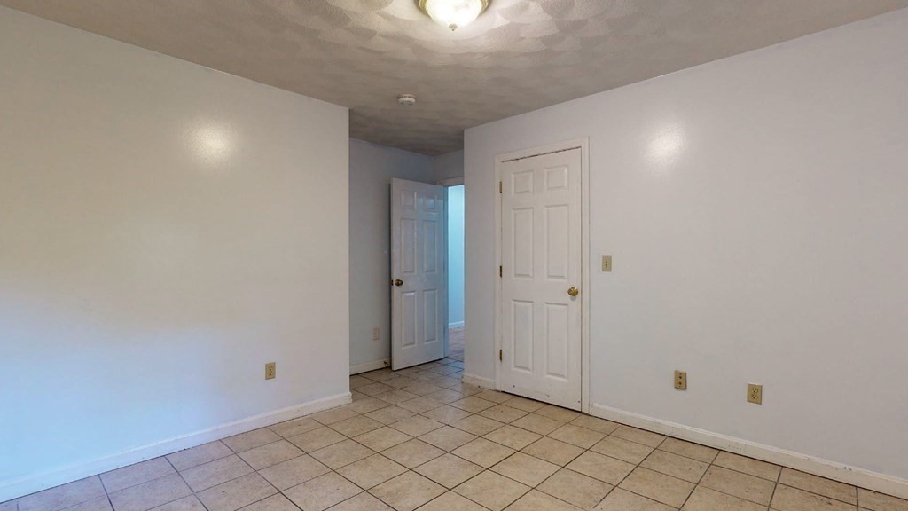 19 Myrtle Street Clinton, MA 01510 - Photo 19 of 33 Gallery Image 19