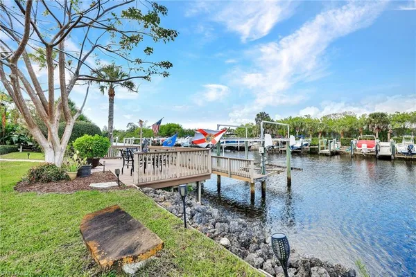 $2,395,000 | 2361 Longboat Drive, Naples, FL 34104