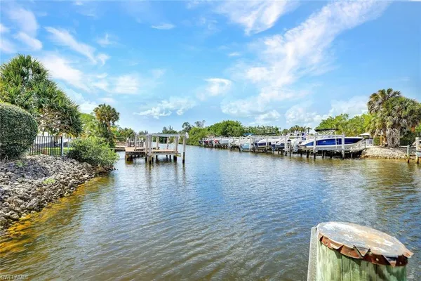 $2,395,000 | 2361 Longboat Drive, Naples, FL 34104