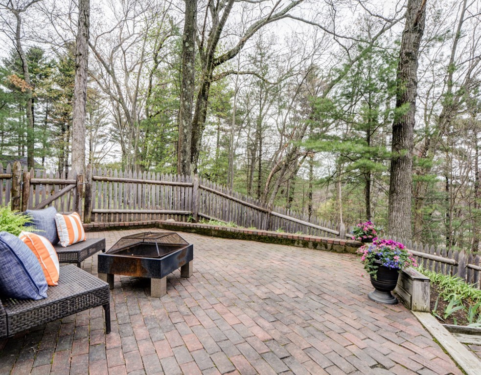 127 Authors Road Concord, MA 01742 - Photo 27 of 30