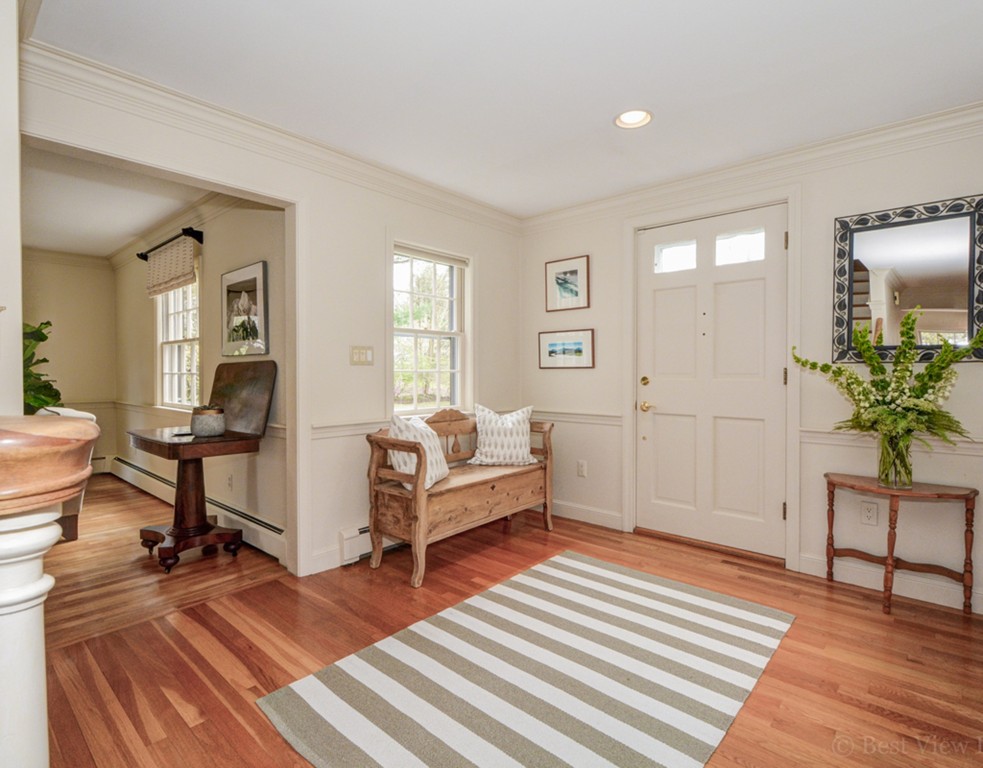 127 Authors Road Concord, MA 01742 - Photo 3 of 30