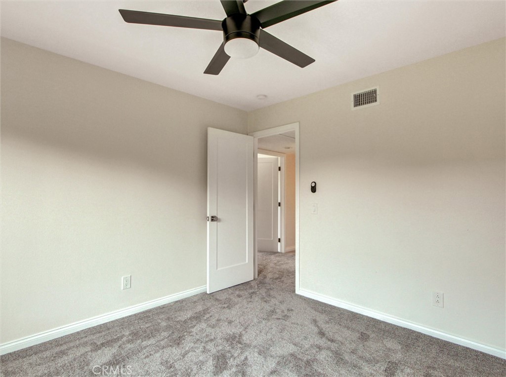 933 Carnation Avenue Costa Mesa, CA 92626 - Photo 20 of 33 a view of hallway