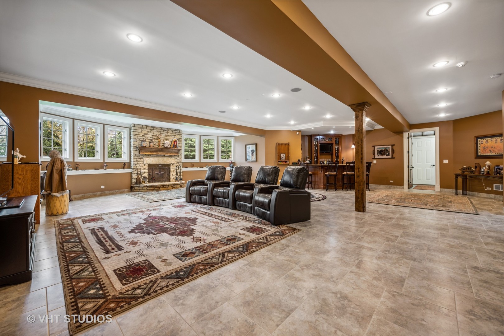 945 Dunstan Road Geneva, IL 60134 - Photo 35 of 46 Gallery Image 35