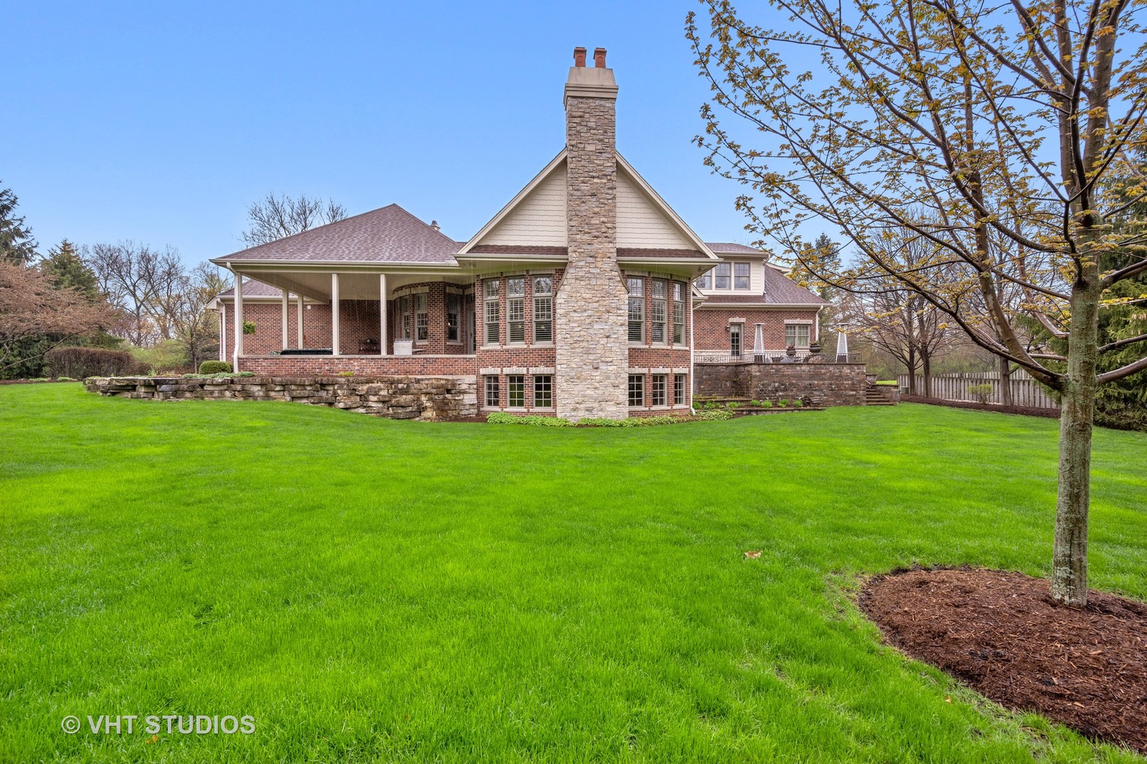 945 Dunstan Road Geneva, IL 60134 - Photo 41 of 46 Gallery Image 41