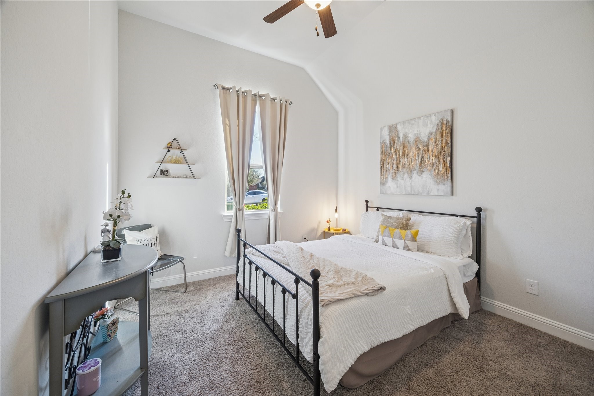 25214 Dewstone Way Porter, TX 77365 - Photo 19 of 29 Going back to the front of the house you will find this bedroom number 2.