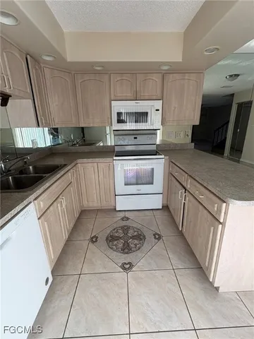 $1,600 | 1710 Park Meadows Drive, Fort Myers, FL 33907