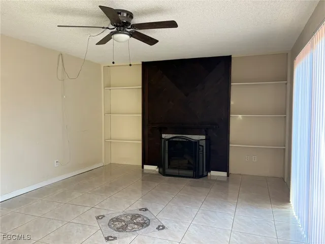 $1,600 | 1710 Park Meadows Drive, Fort Myers, FL 33907