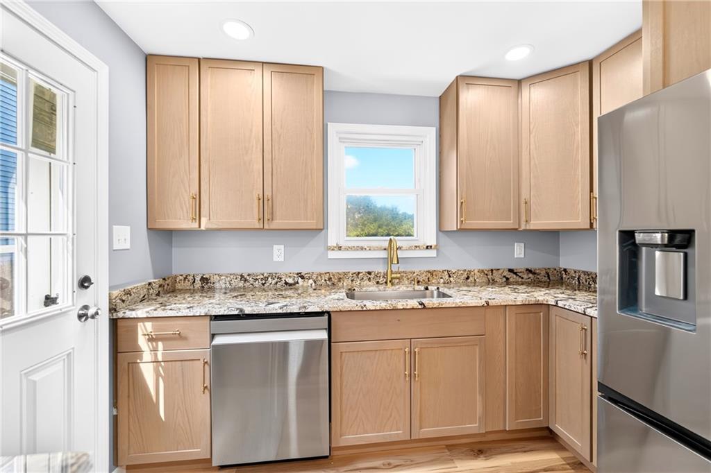 4448 Valley View Street Pittsburgh, PA 15214 - Photo 11 of 37 Gallery Image 11